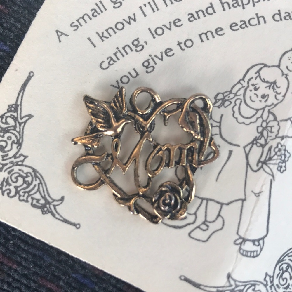 Moms Gold Flower Bird Pin Brooches